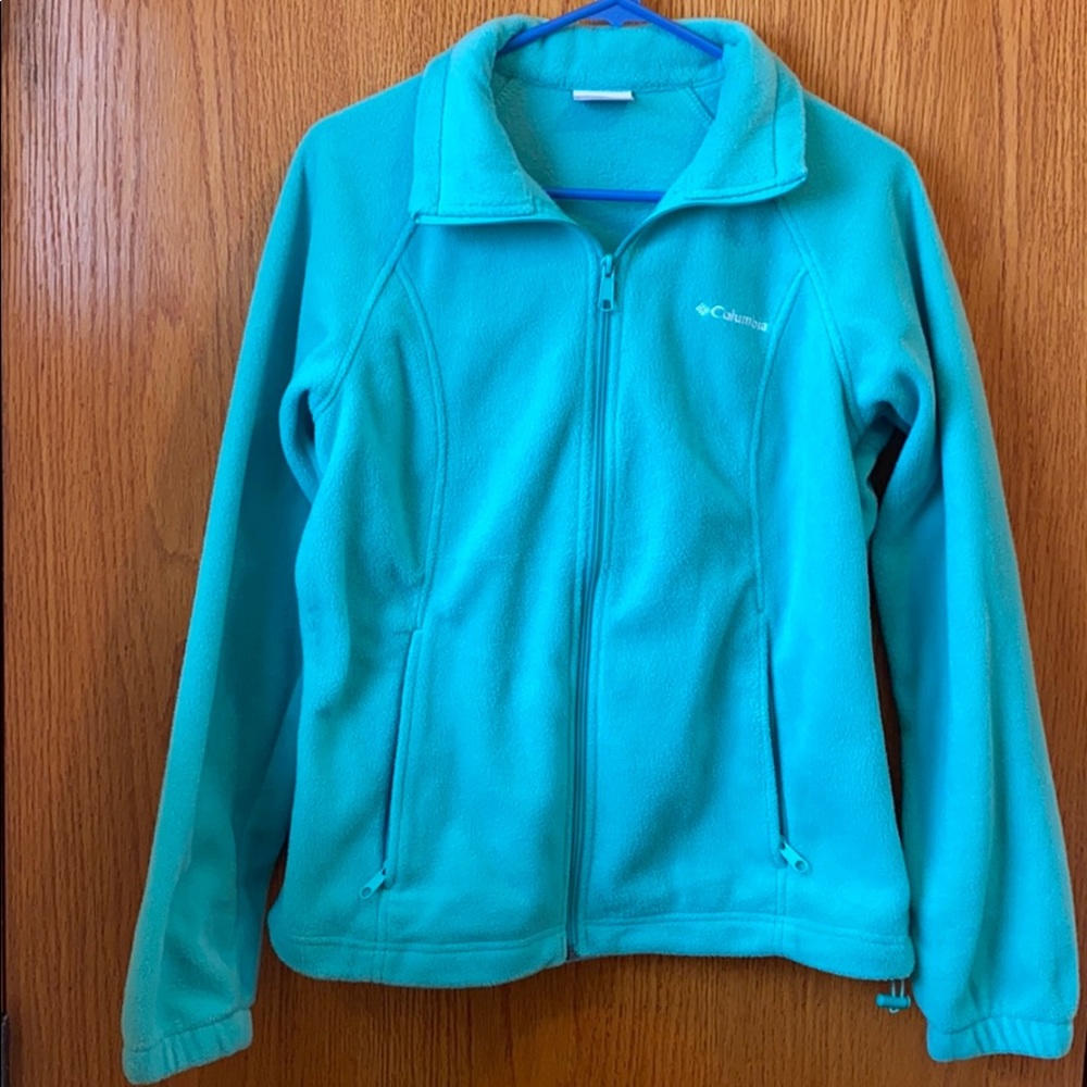 Women’s Columbia fleece zip up sweater